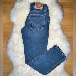Levi’s Boyfriend Jeans